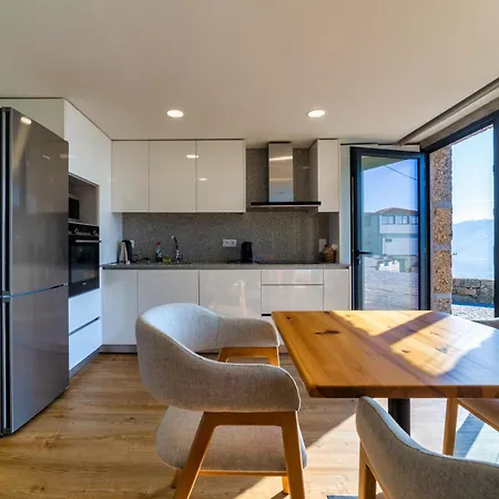 Villa Quinta De Casal Do Bairro Casa Do Alpendre Guimarães